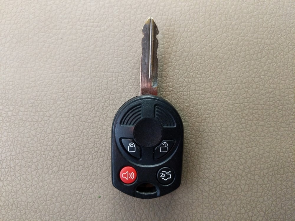 2010 Ford Edge - Keys