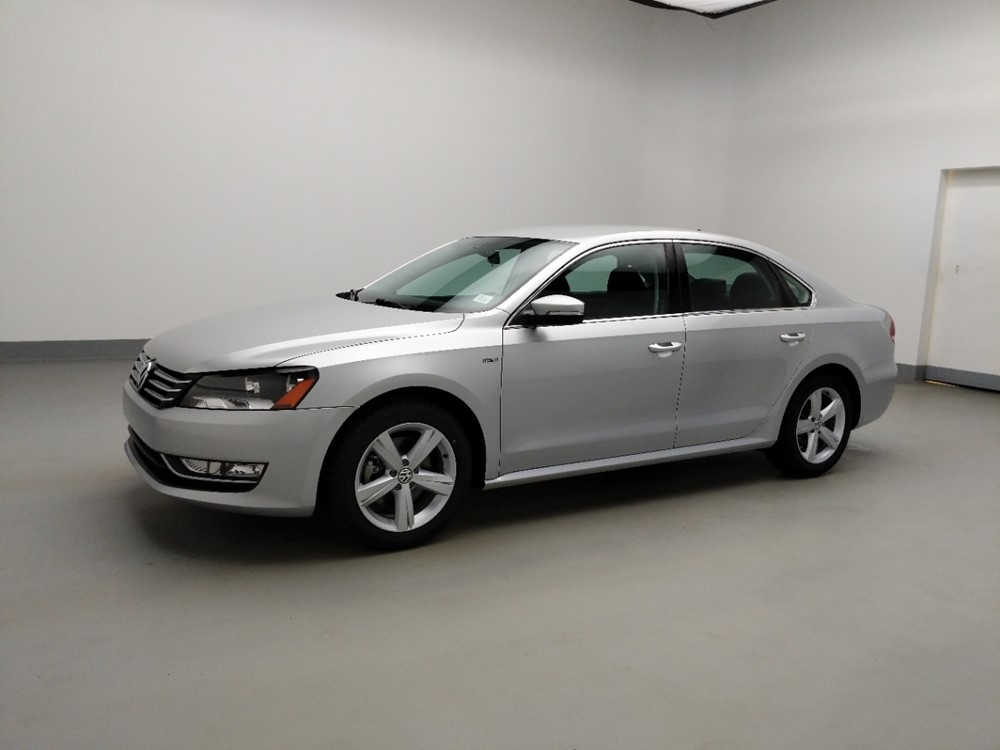 2015 Volkswagen Passat - Driver Front Side