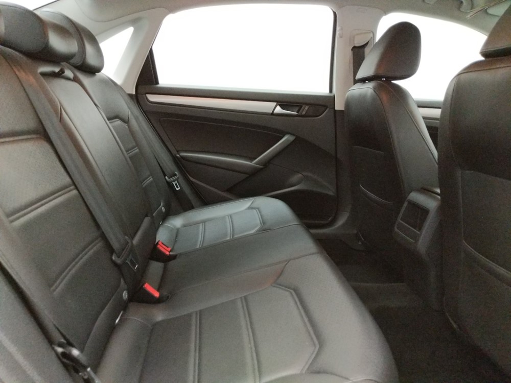 2015 Volkswagen Passat - Passenger Rear Seat