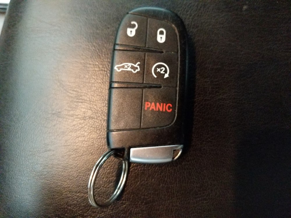 2018 Dodge Charger - Keys