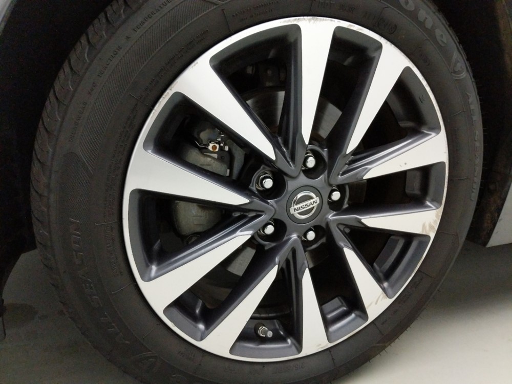 2016 Nissan Altima - Wheel