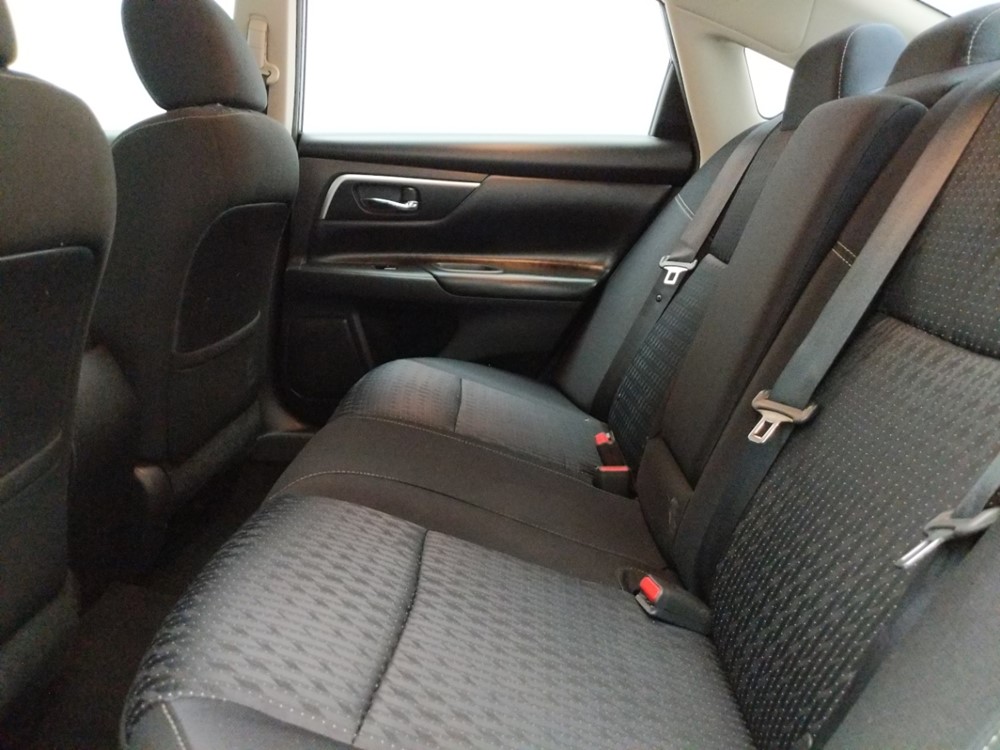 2016 Nissan Altima - Driver Rear Seat