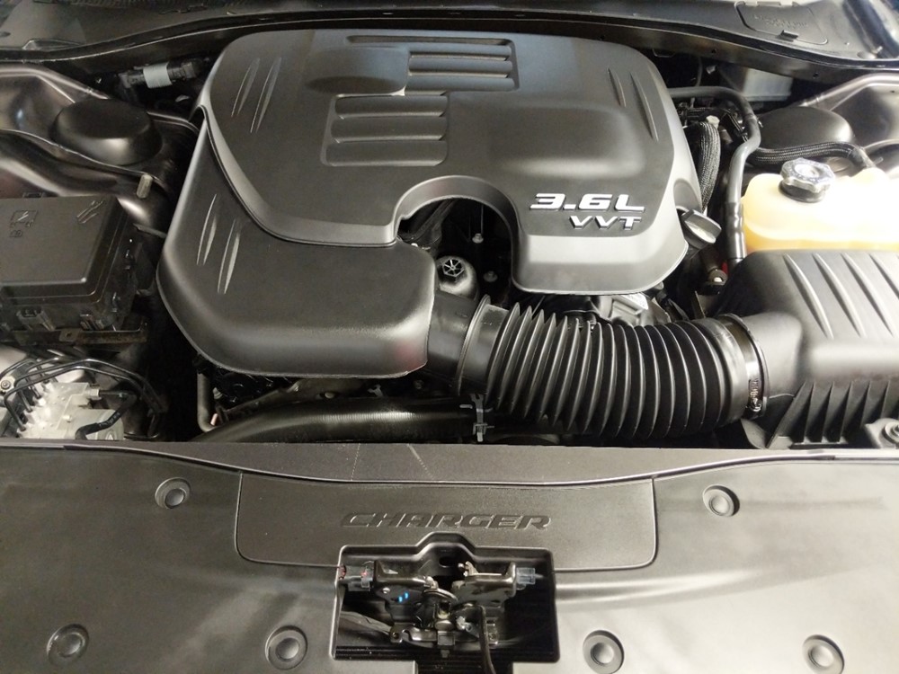 2017 Dodge Charger - Engine