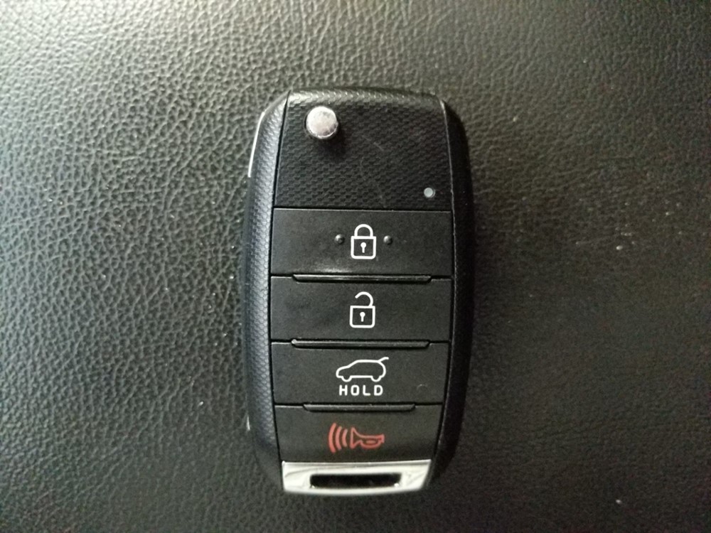 2016 Kia Soul - Keys