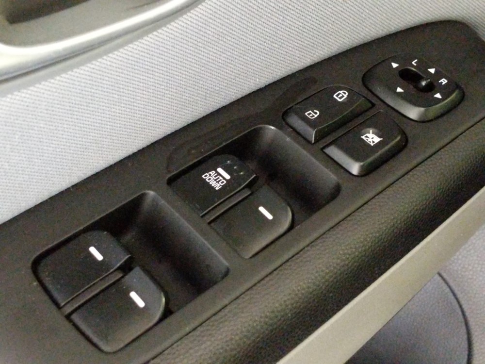 2016 Kia Soul - Driver Power Windows/Lock Control