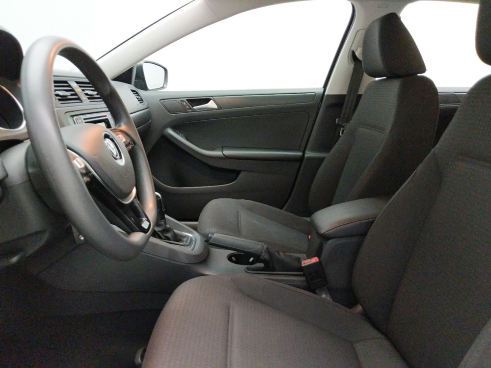 2016 Volkswagen Jetta - Driver Front Seat