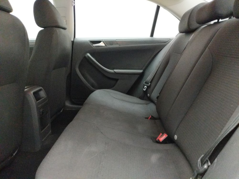 2016 Volkswagen Jetta - Driver Rear Seat