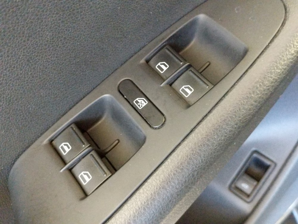 2016 Volkswagen Jetta - Driver Power Windows/Lock Control