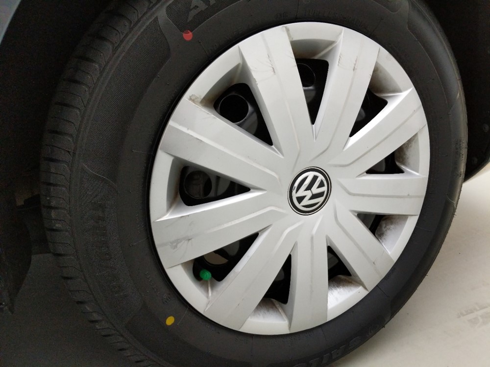 2016 Volkswagen Jetta - Wheel