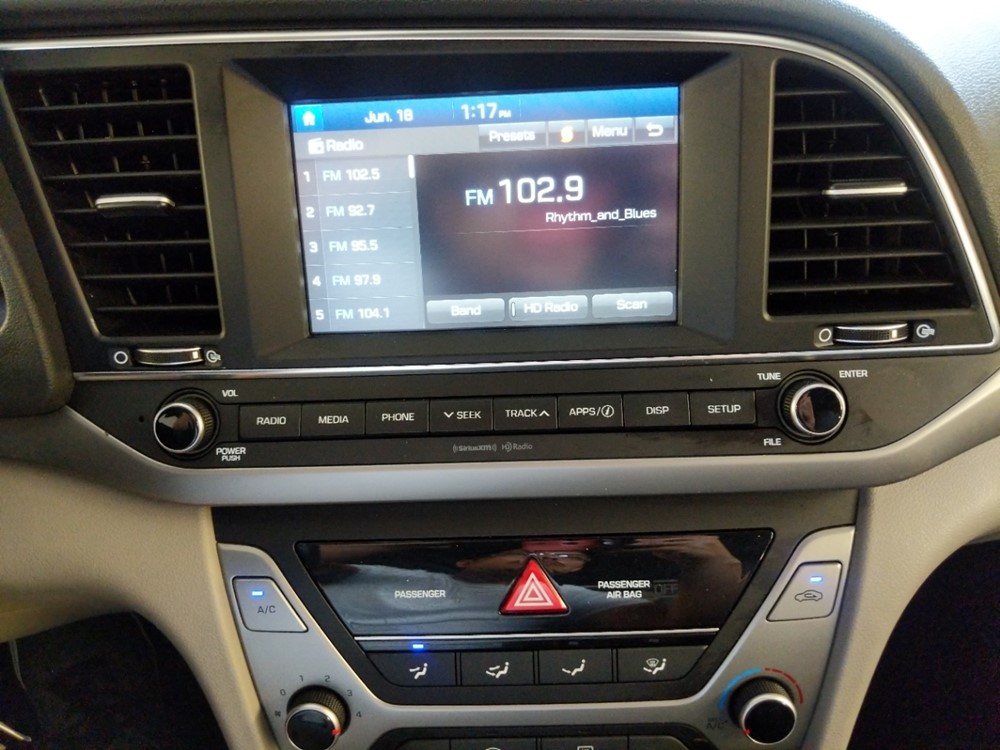 2018 Hyundai Elantra - Stereo Package