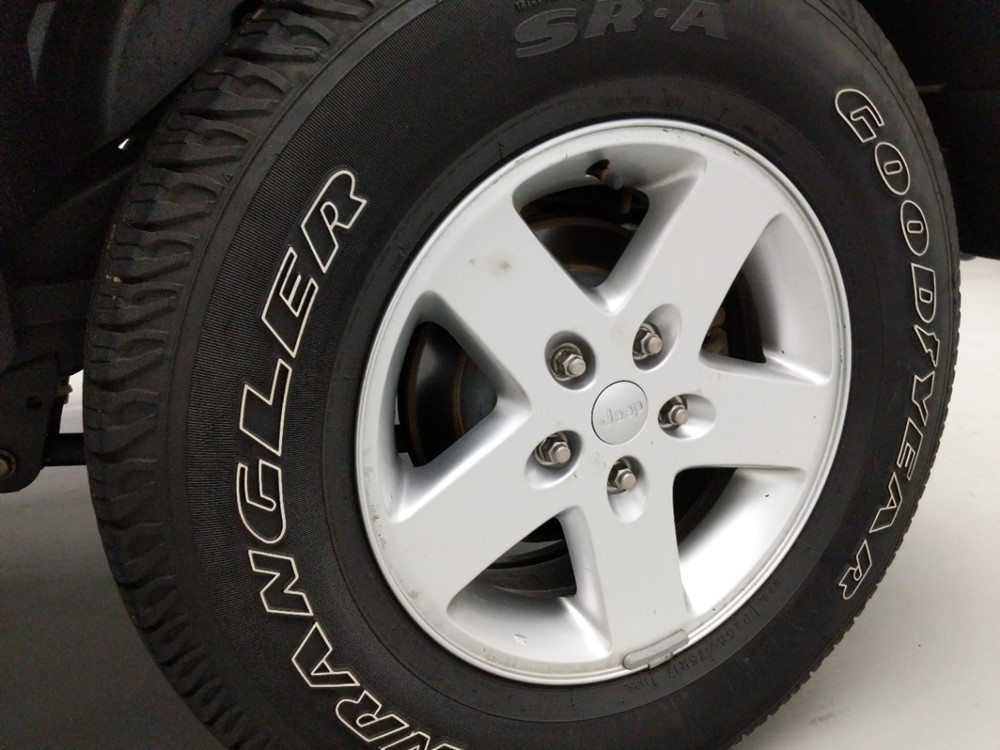 2016 Jeep Wrangler - Wheel
