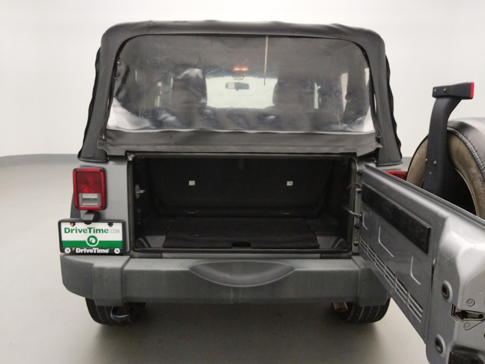 2016 Jeep Wrangler - Trunk