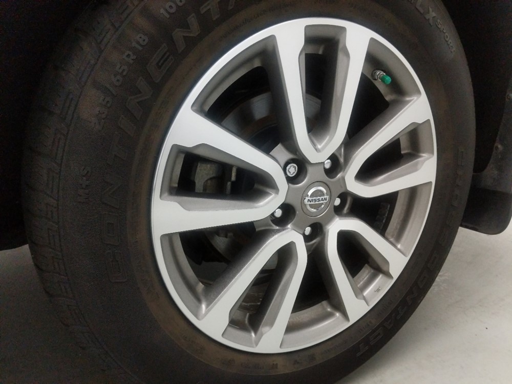 2015 Nissan Pathfinder - Wheel