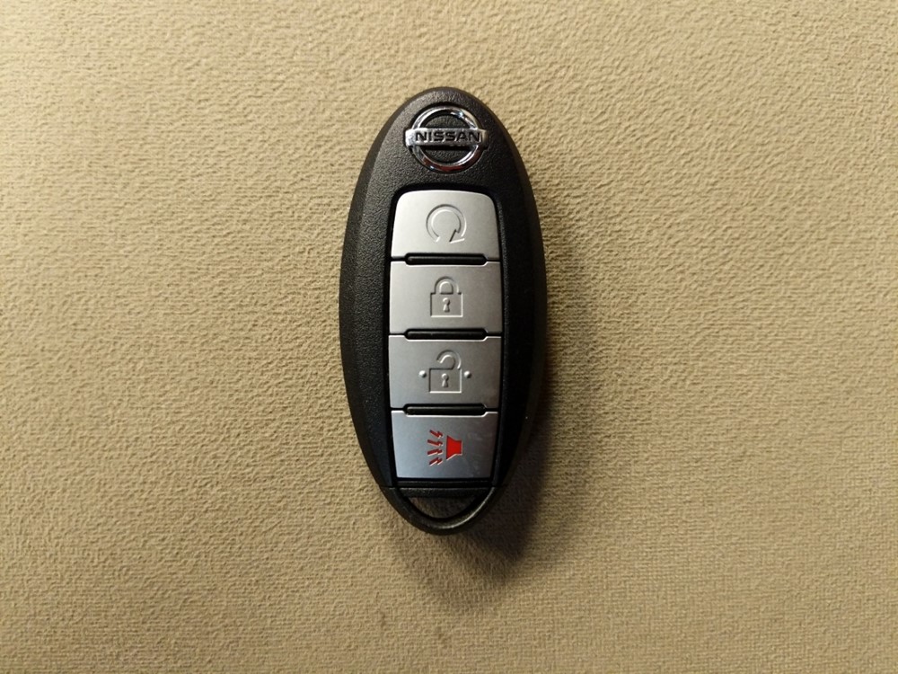 2015 Nissan Pathfinder - Keys