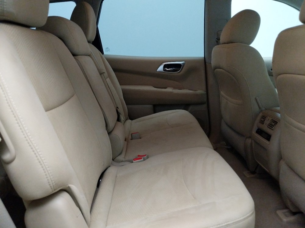 2015 Nissan Pathfinder - Passenger Rear Seat