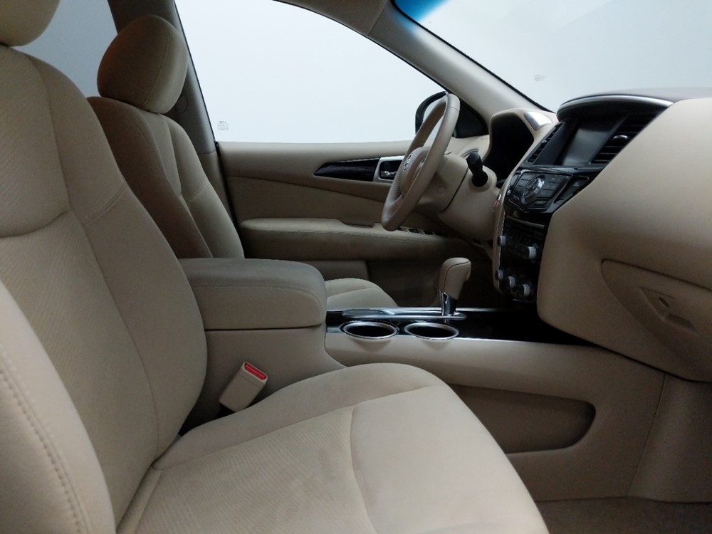 2015 Nissan Pathfinder - Passenger Front Seat