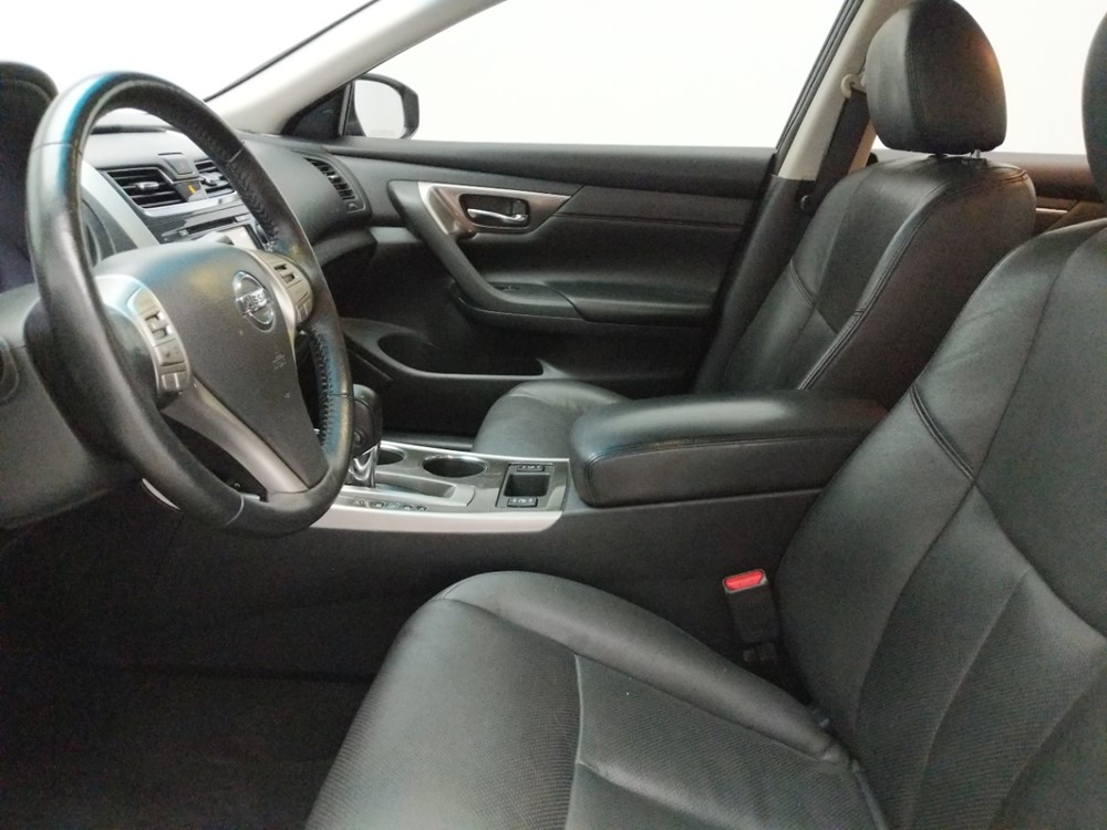 2014 Nissan Altima - Driver Front Seat