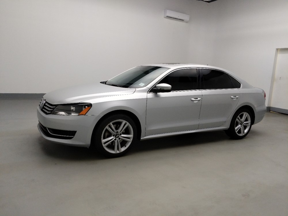 2014 Volkswagen Passat - Driver Front Side