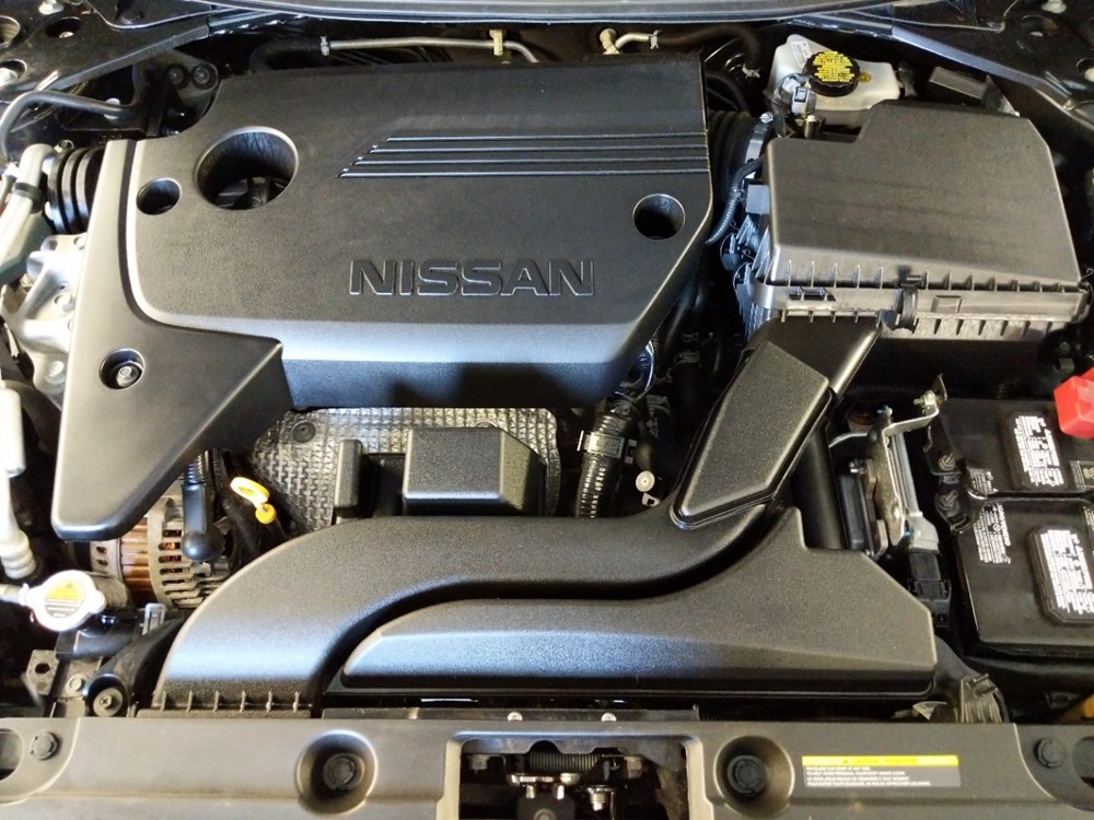 2016 Nissan Altima - Engine