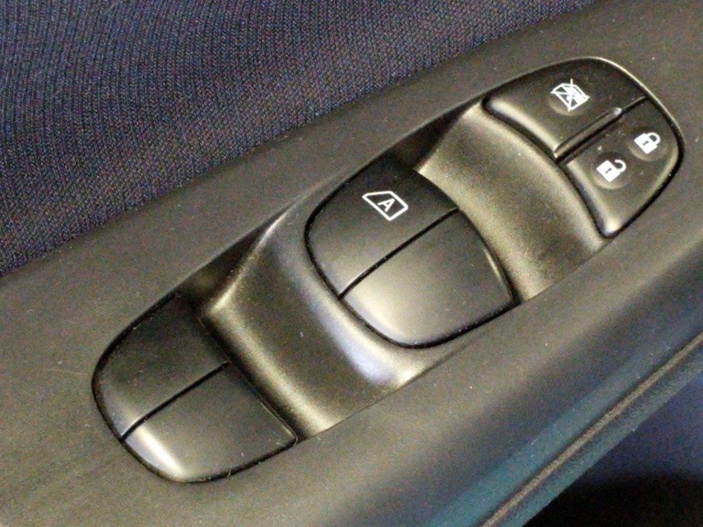 2016 Nissan Sentra - Driver Power Windows/Lock Control