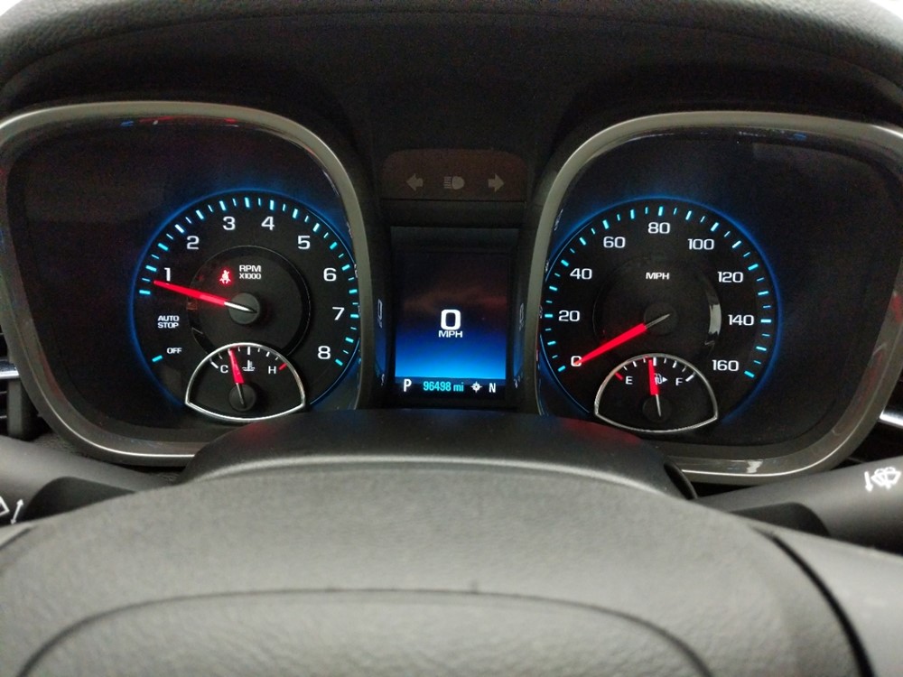 2016 Chevrolet Malibu - Odometer Close Up