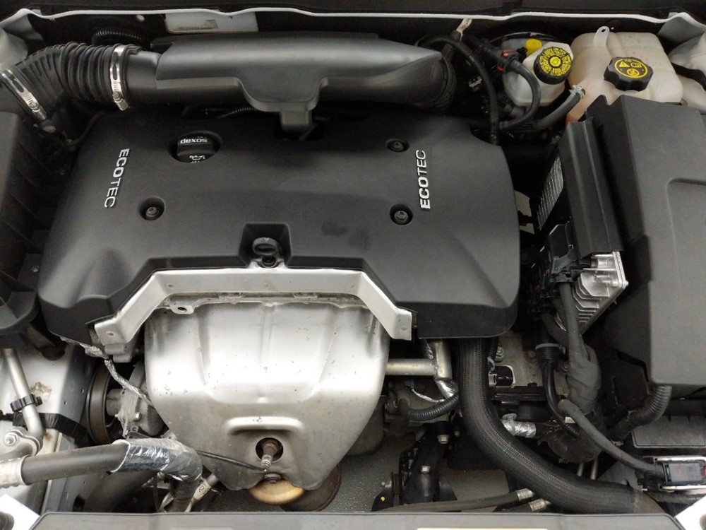 2016 Chevrolet Malibu - Engine