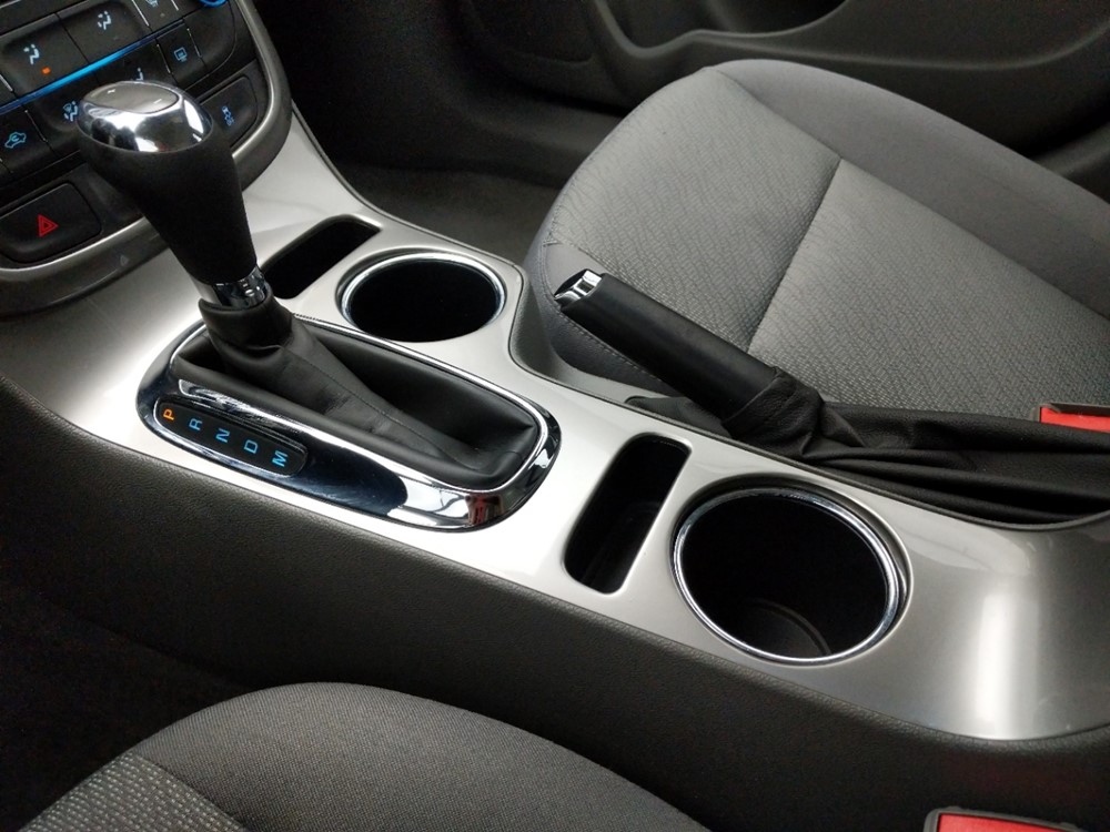 2016 Chevrolet Malibu - Center Console/Cup Holders