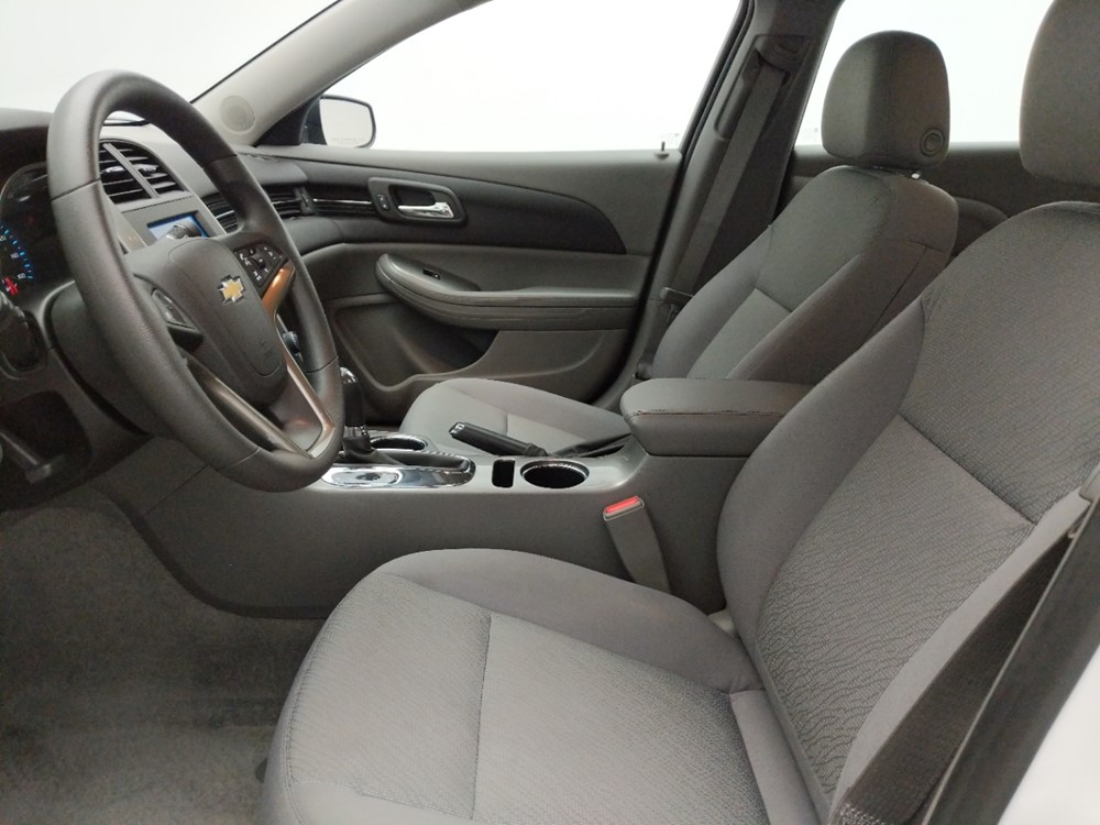 2016 Chevrolet Malibu - Driver Front Seat