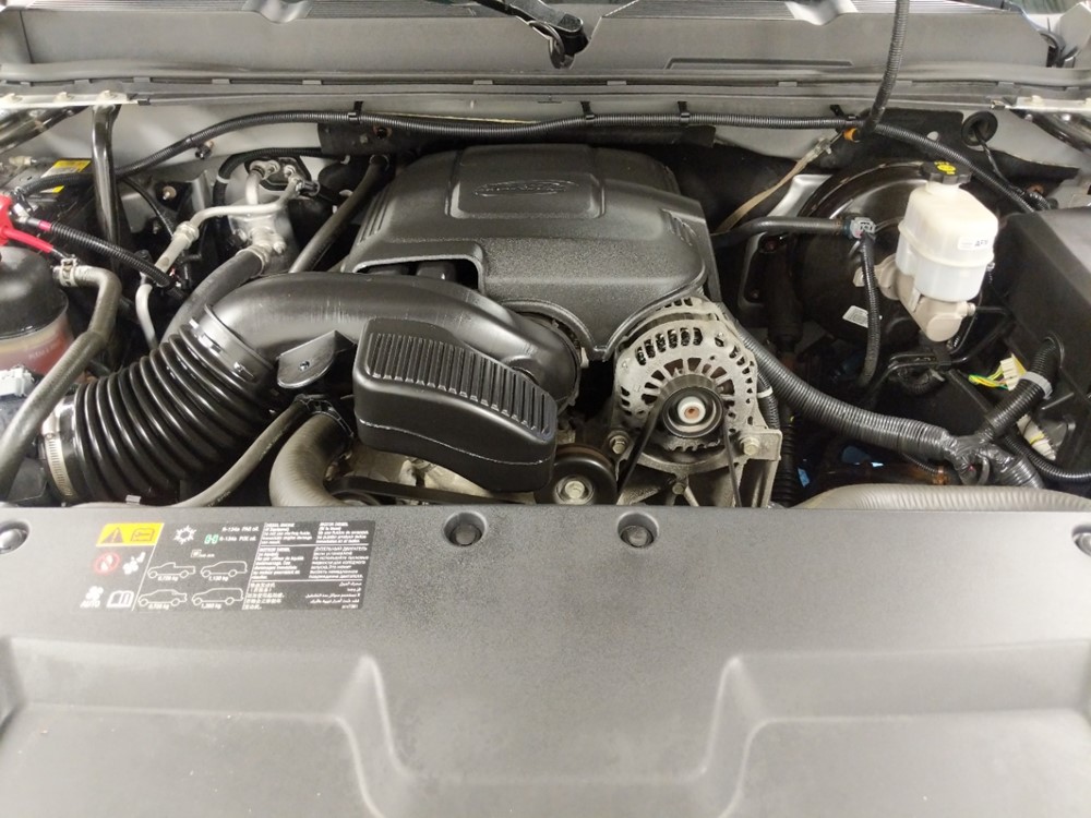 2013 Chevrolet Silverado 1500 - Engine