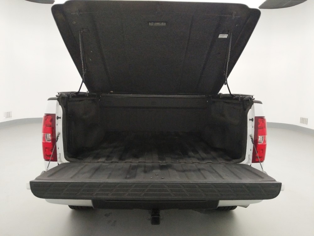 2013 Chevrolet Silverado 1500 - Trunk