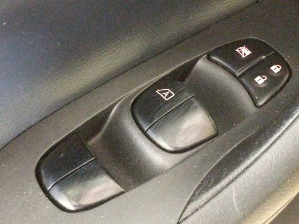 2016 Nissan Altima - Driver Power Windows/Lock Control