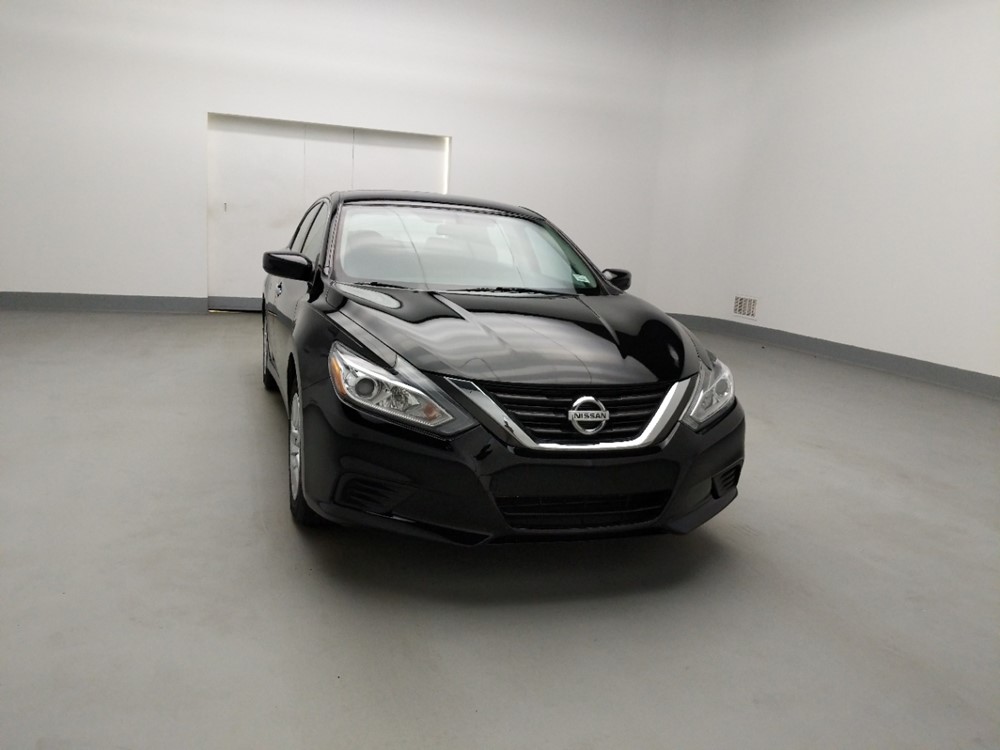 2016 Nissan Altima - Passenger Front Hood
