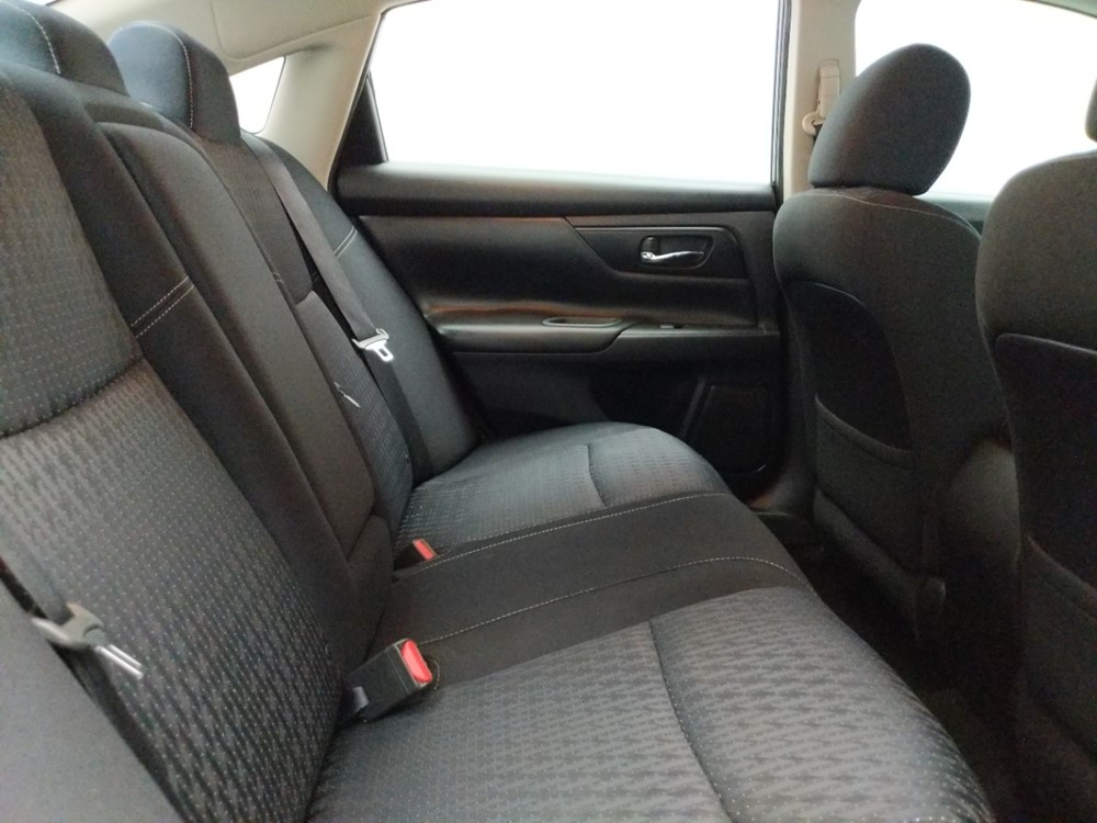 2016 Nissan Altima - Passenger Rear Seat