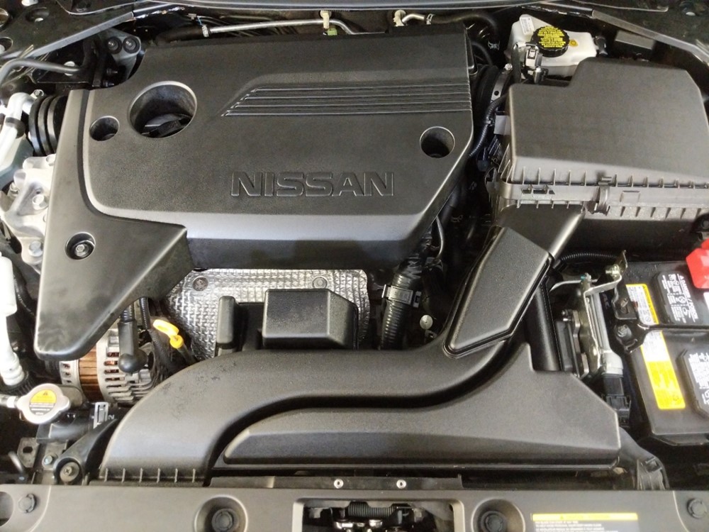 2016 Nissan Altima - Engine