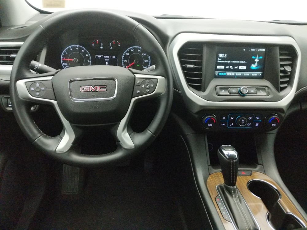 2017 GMC Acadia - Driver Dash