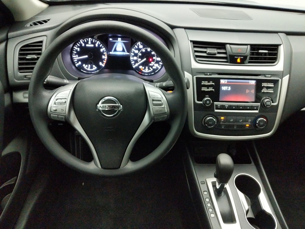 2018 Nissan Altima - Driver Dash