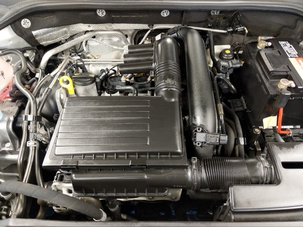 2016 Volkswagen Jetta - Engine