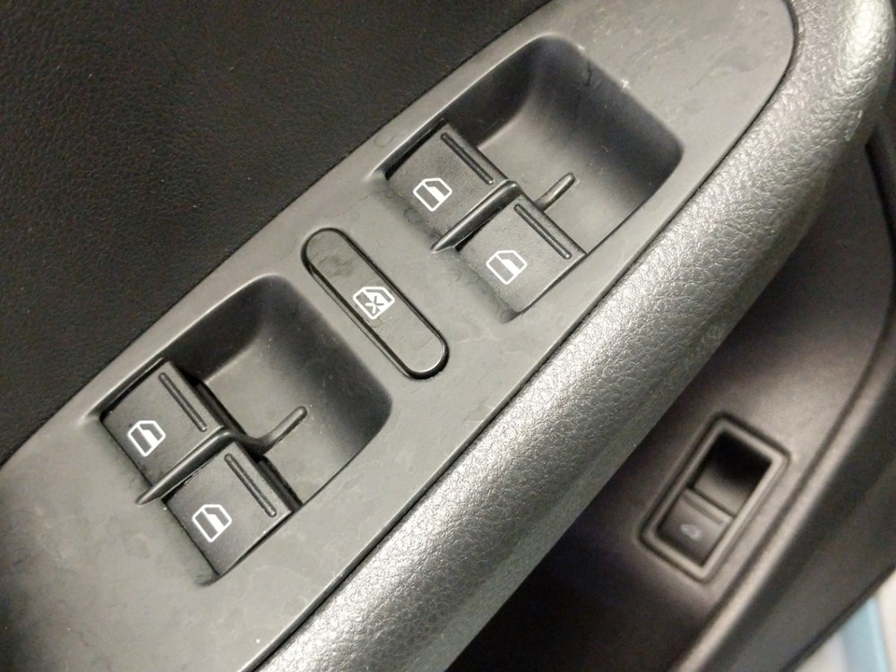 2016 Volkswagen Jetta - Driver Power Windows/Lock Control