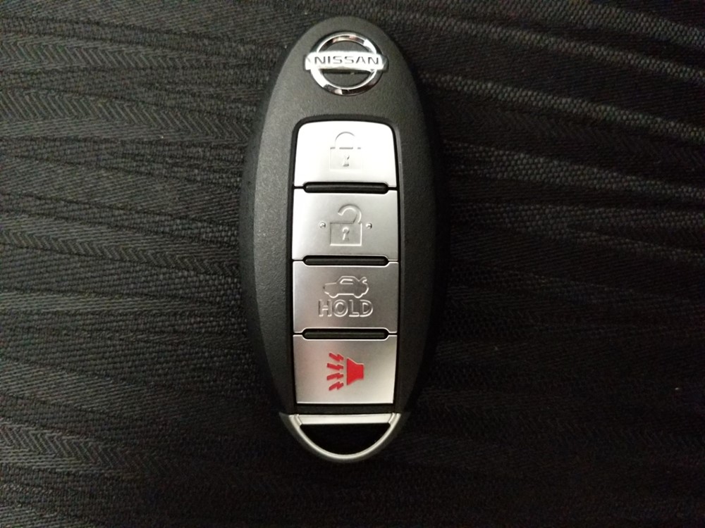 2016 Nissan Sentra - Keys