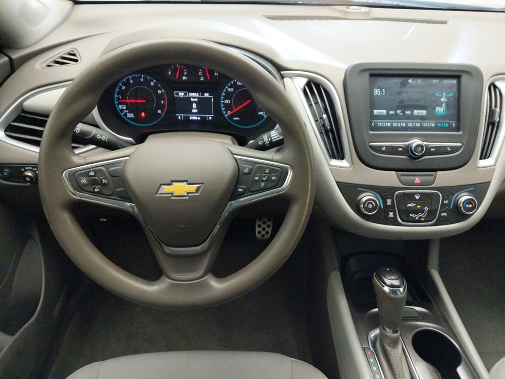 2017 Chevrolet Malibu - Driver Dash