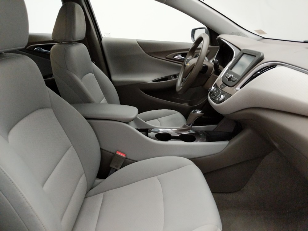 2017 Chevrolet Malibu - Passenger Front Seat