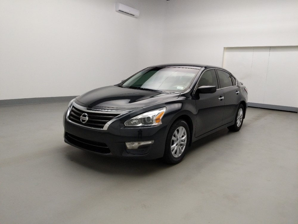 2015 Nissan Altima - Driver Front Bumper