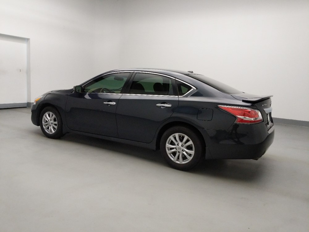 2015 Nissan Altima - Driver Rear Side
