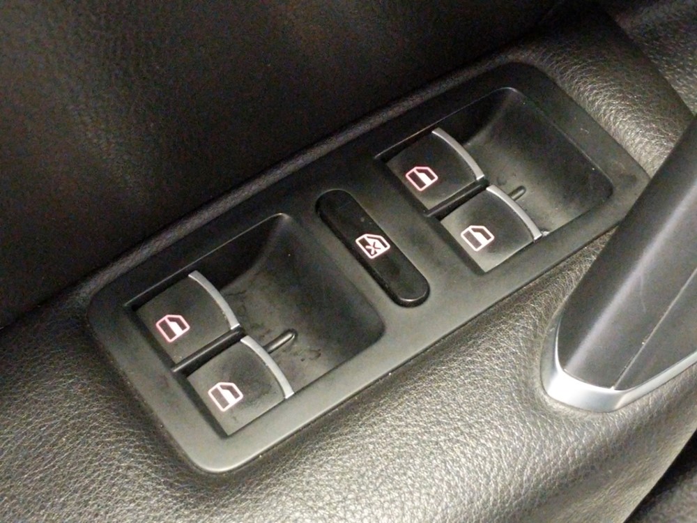 2016 Volkswagen Passat - Driver Power Windows/Lock Control