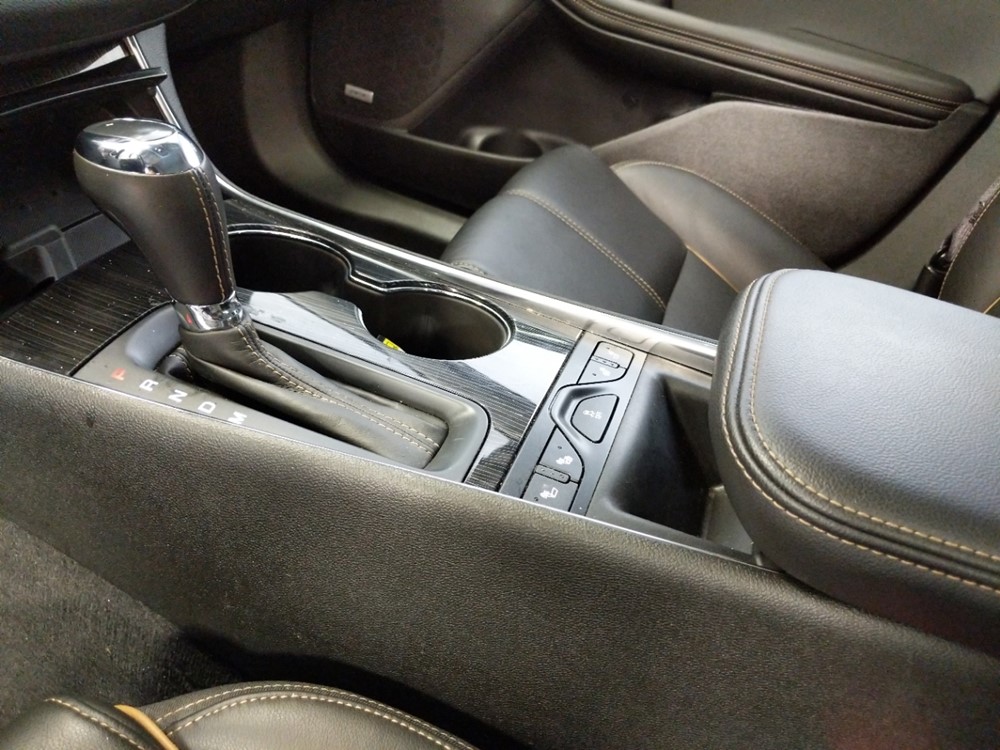 2018 Chevrolet Impala - Center Console/Cup Holders