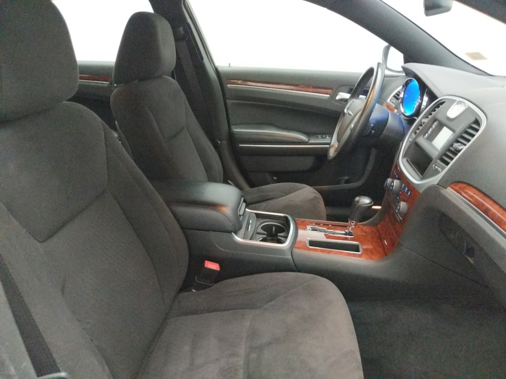 2012 Chrysler 300 - Passenger Front Seat