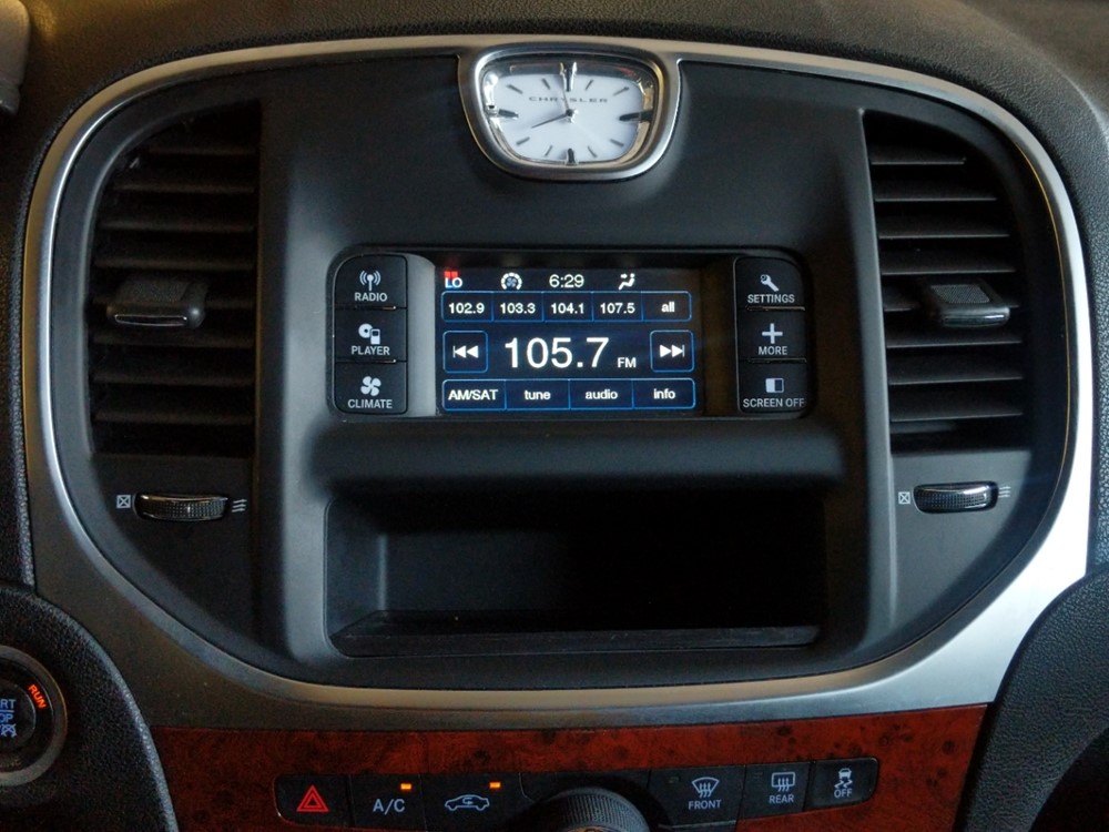 2012 Chrysler 300 - Stereo Package