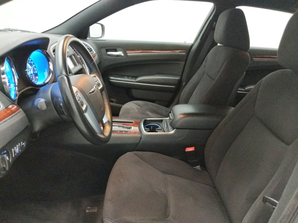 2012 Chrysler 300 - Driver Front Seat