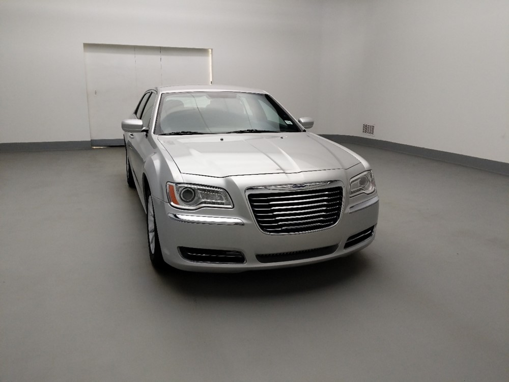 2012 Chrysler 300 - Passenger Front Hood