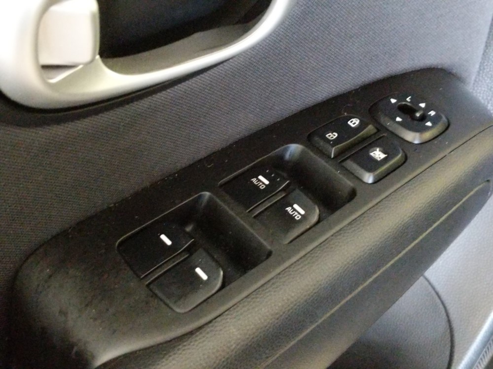 2015 Kia Soul - Driver Power Windows/Lock Control